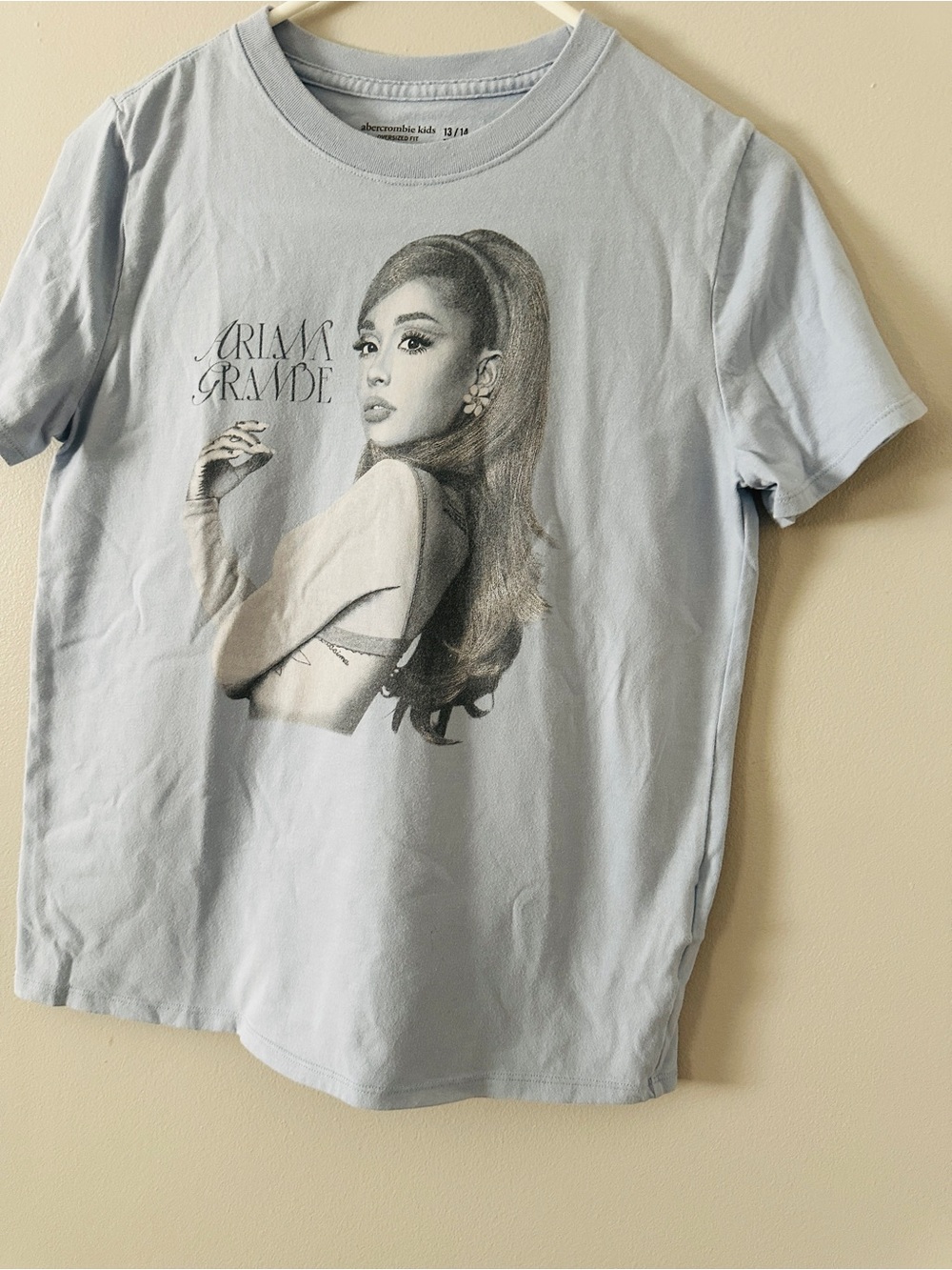 Abercrombie Kids Ariana Grande Graphic Tee 13/14 Oversized Y2K Pop Star Blue - Picture 2 of 8